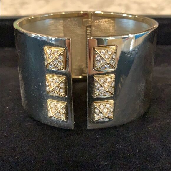 Victoria’s Secret Gold Cuff Bracelet - Picture 1 of 2